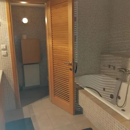 Kings And Queens 2